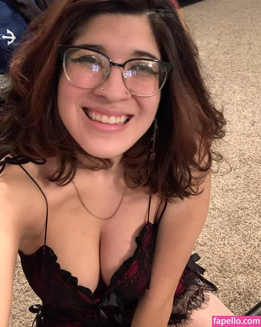 IiIjiggles Onlyfans Photo Gallery 