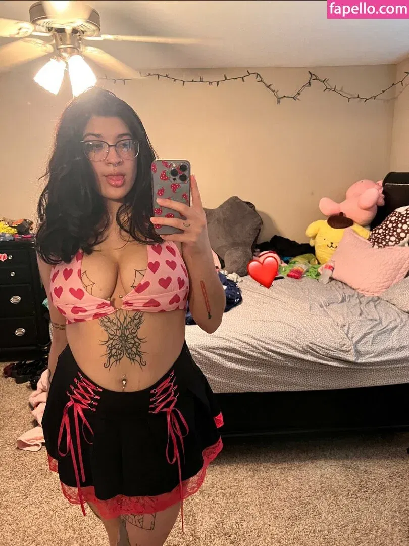 IiIjiggles Onlyfans Photo Gallery 