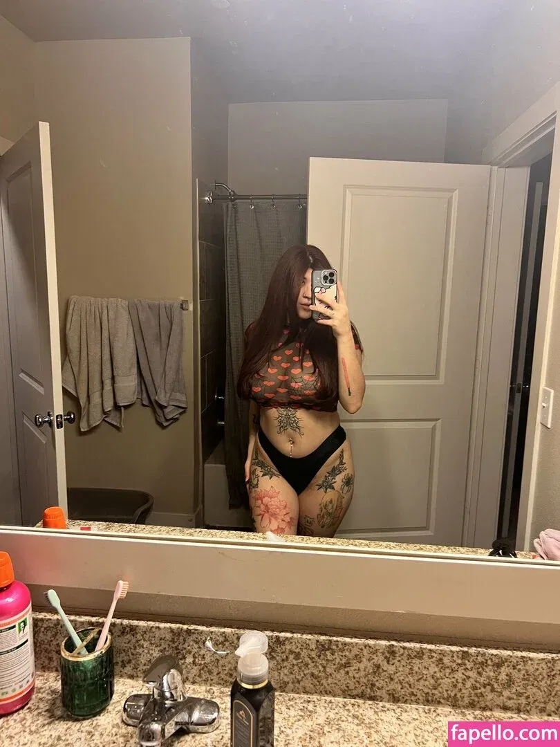 IiIjiggles Onlyfans Photo Gallery 