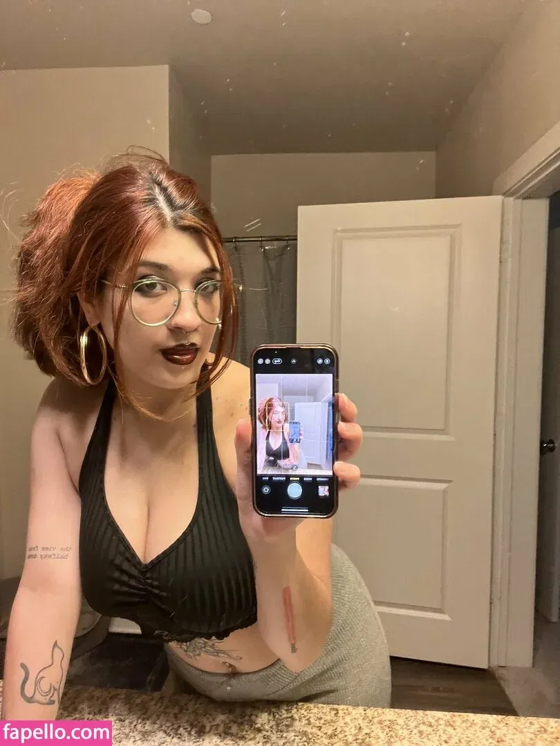 IiIjiggles Onlyfans Photo Gallery 