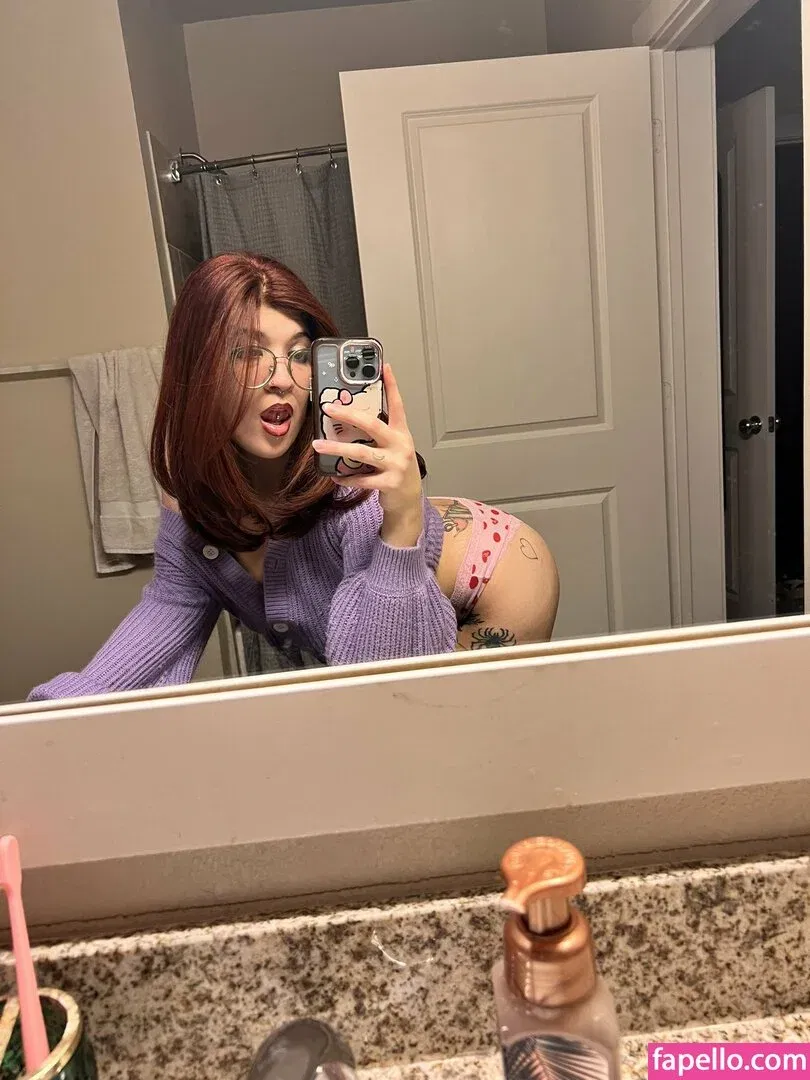 IiIjiggles Onlyfans Photo Gallery 