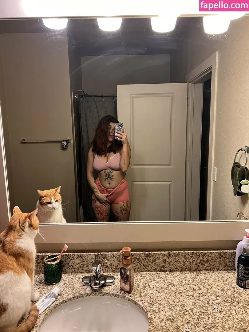 IiIjiggles Onlyfans Photo Gallery 