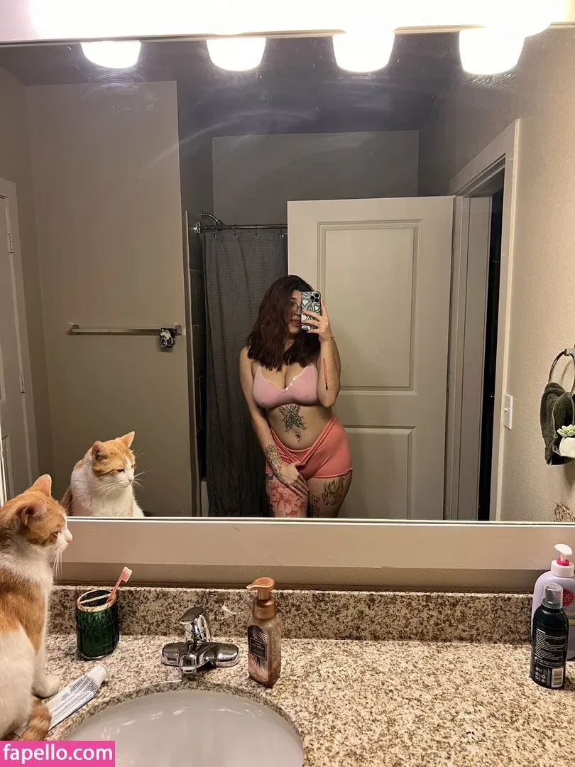 IiIjiggles Onlyfans Photo Gallery 