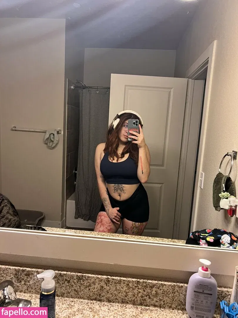 IiIjiggles Onlyfans Photo Gallery 