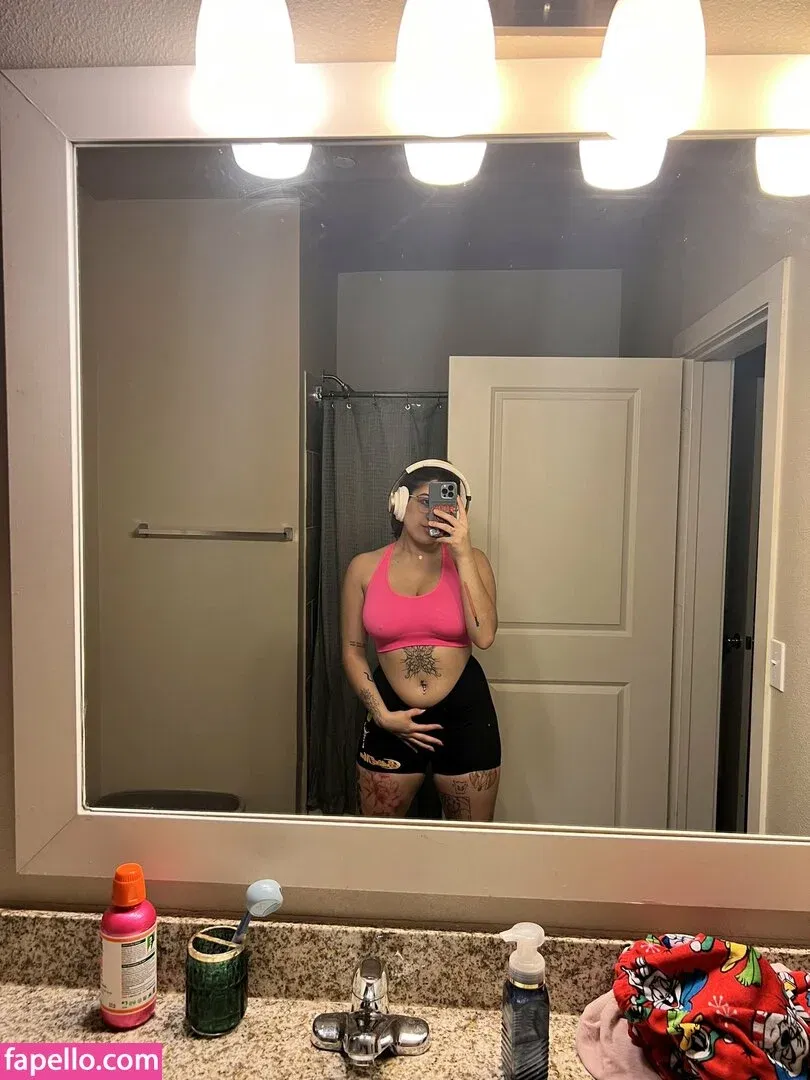 IiIjiggles Onlyfans Photo Gallery 