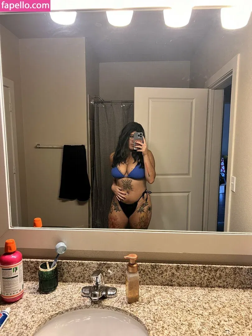 IiIjiggles Onlyfans Photo Gallery 