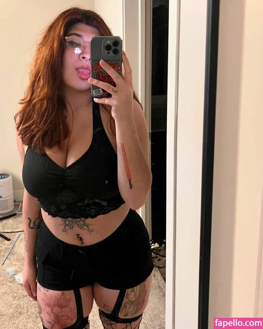 IiIjiggles Onlyfans Photo Gallery 