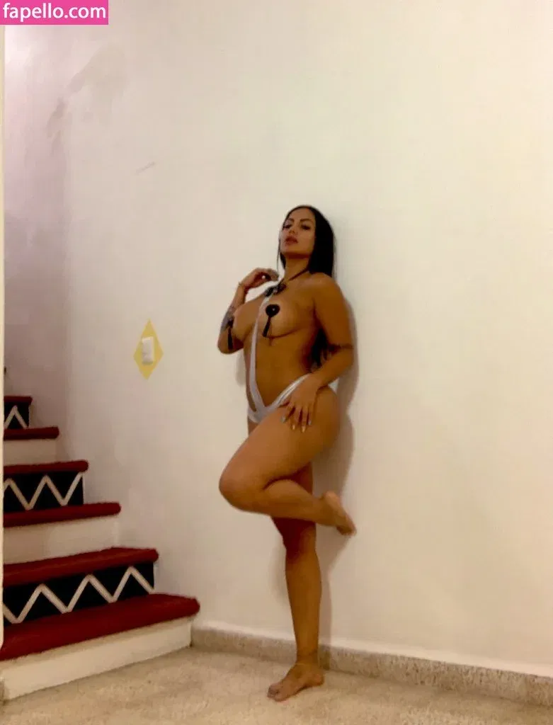 Kthe Martinez Onlyfans Photo Gallery 