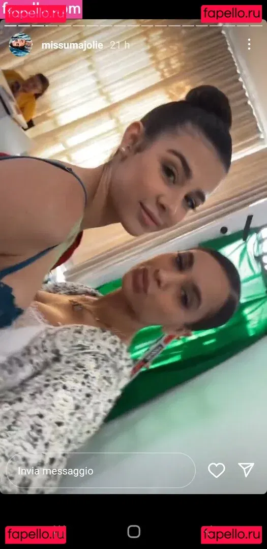 Uma Jolie Onlyfans Photo Gallery 