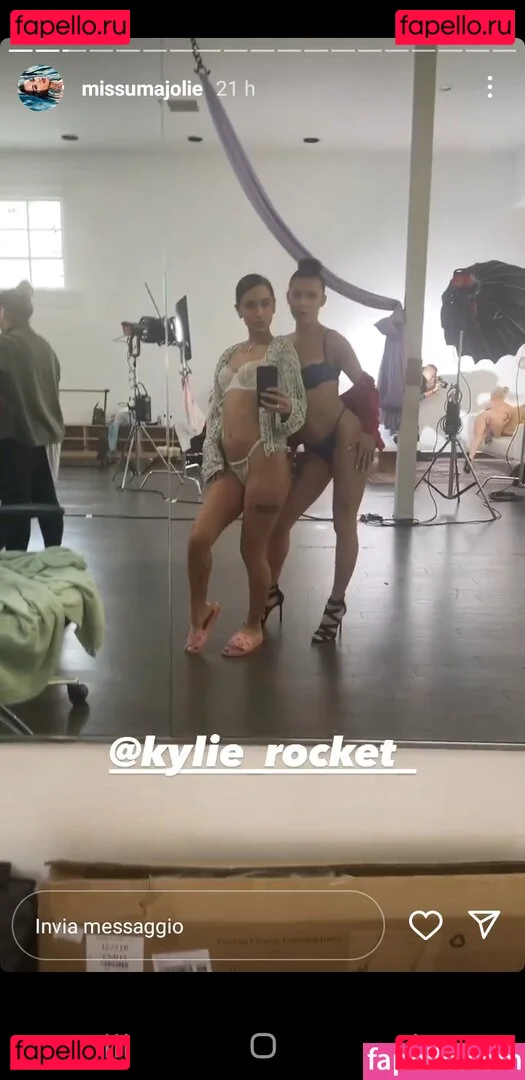 Uma Jolie Onlyfans Photo Gallery 