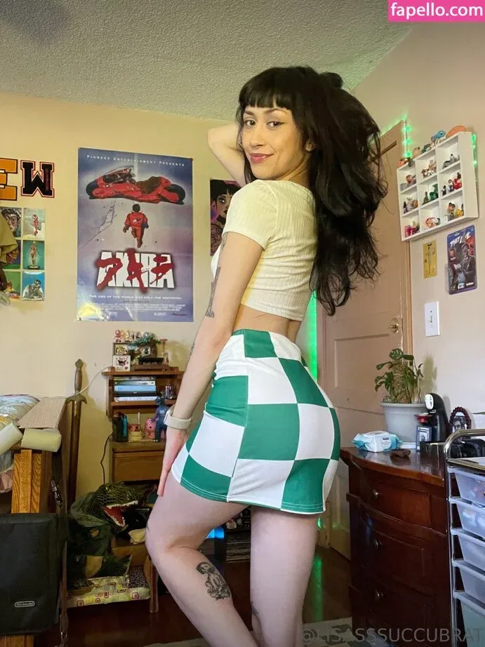 lisathesuccubrat Onlyfans Photo Gallery 