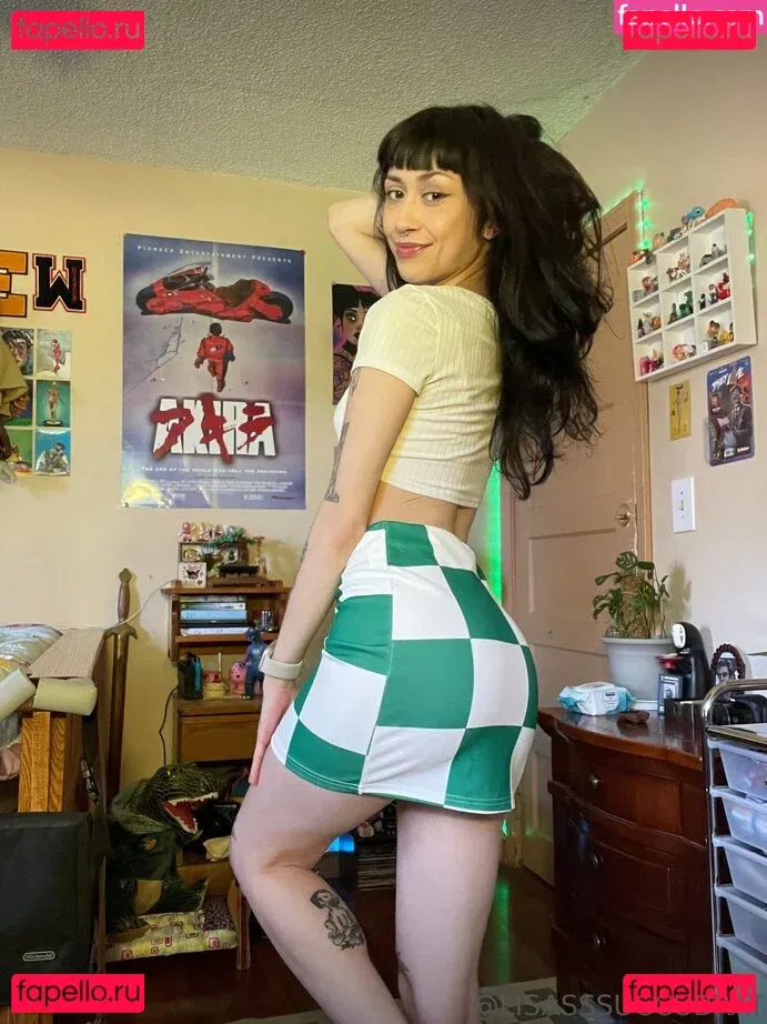 lisathesuccubrat Onlyfans Photo Gallery 