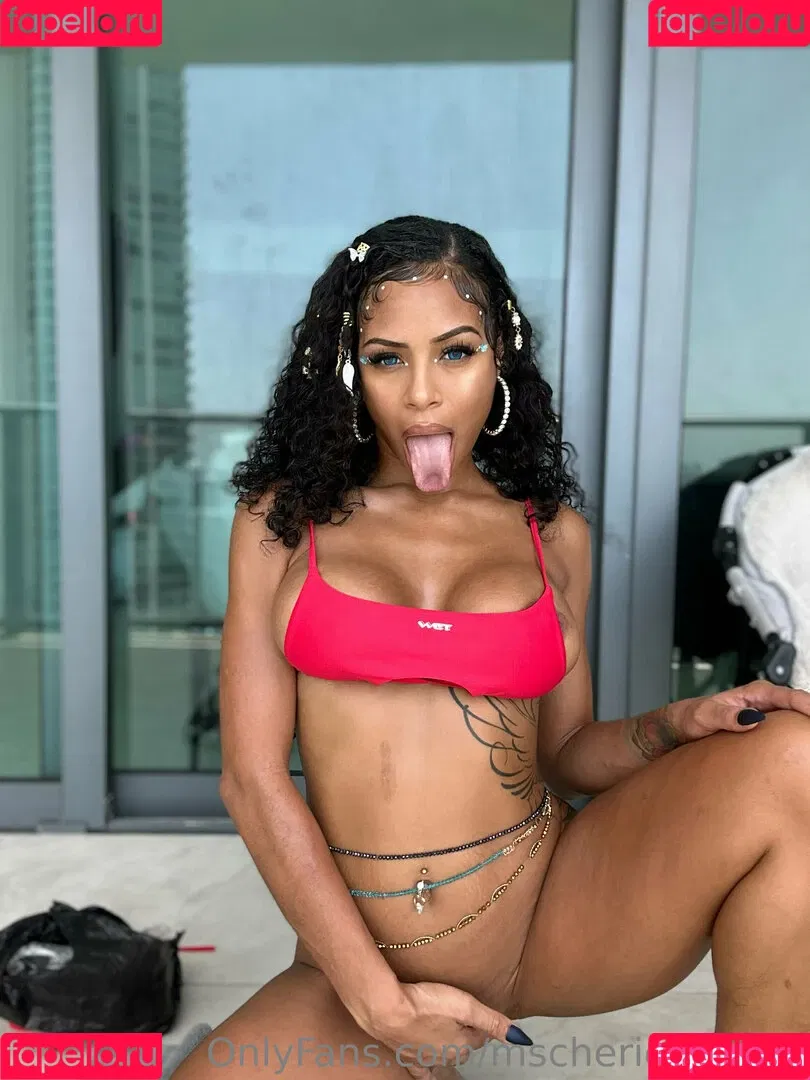 Cherie Amour Onlyfans Photo Gallery 