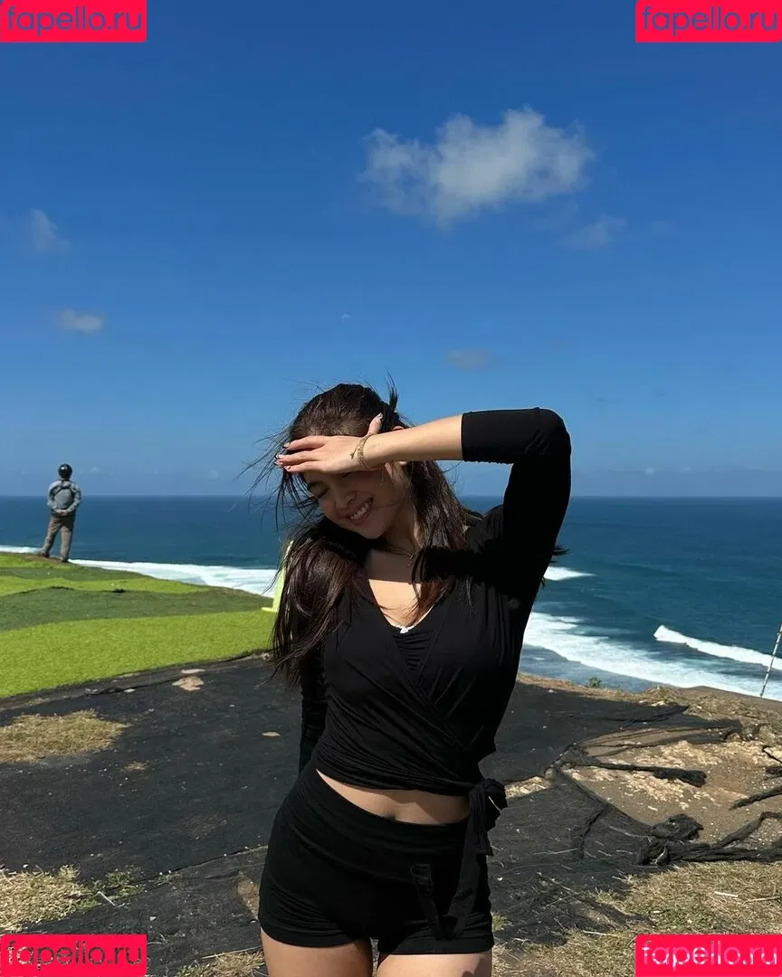 Heaven Peralejo Onlyfans Photo Gallery 