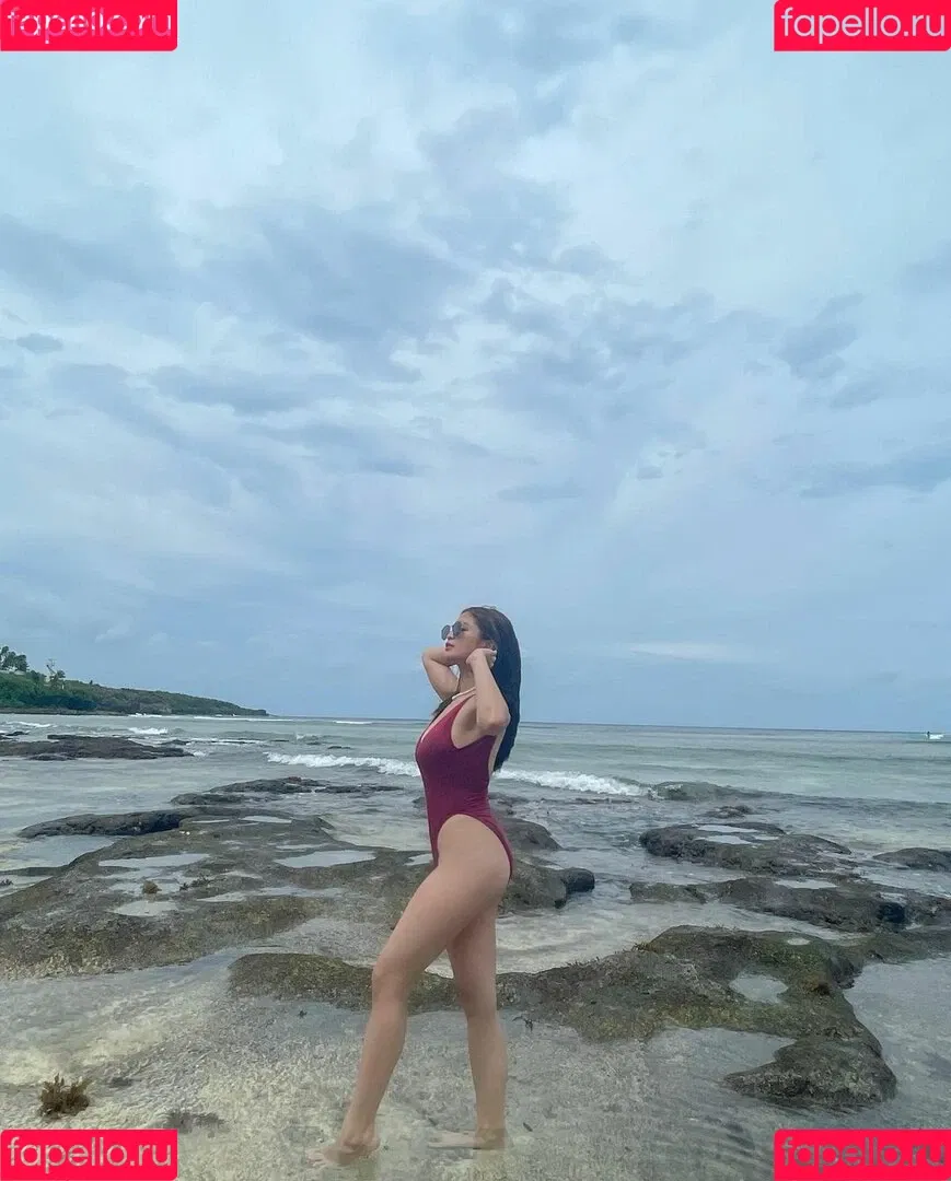 Heaven Peralejo Onlyfans Photo Gallery 
