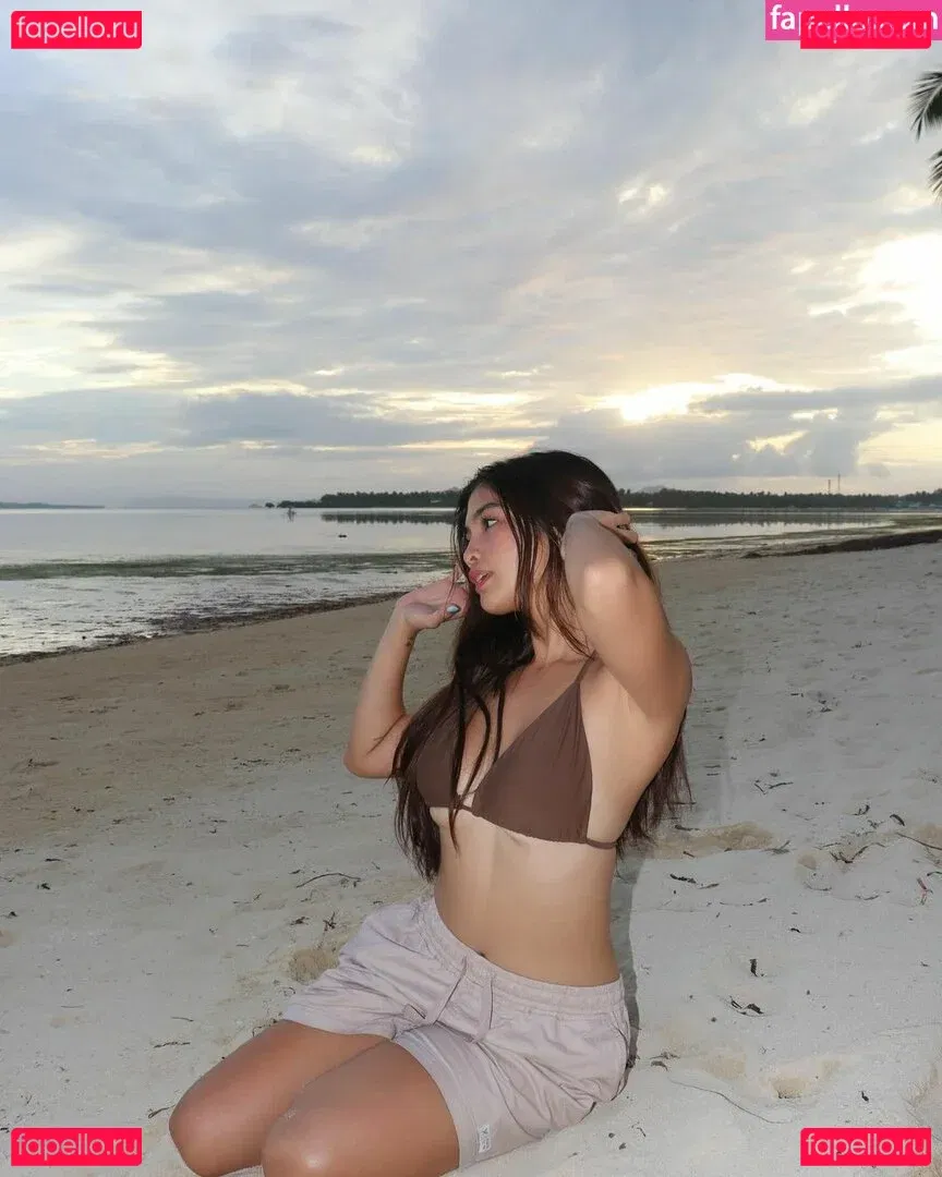 Heaven Peralejo Onlyfans Photo Gallery 