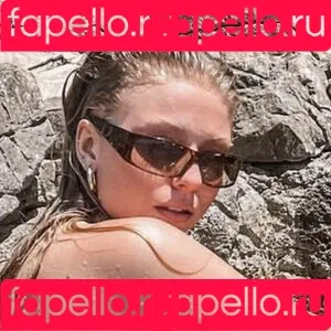 Lleona Bauer Onlyfans Photo Gallery 