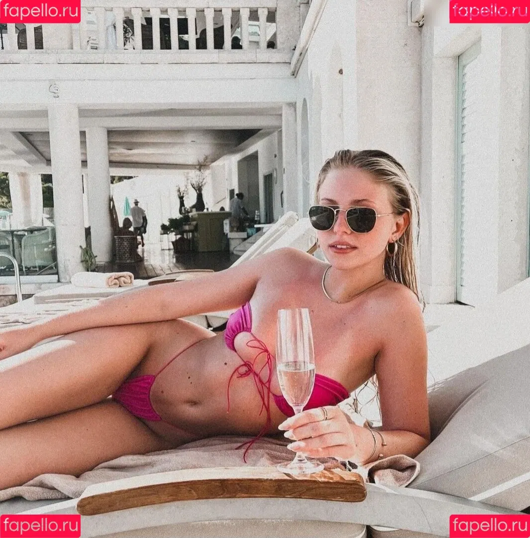 Lleona Bauer Onlyfans Photo Gallery 