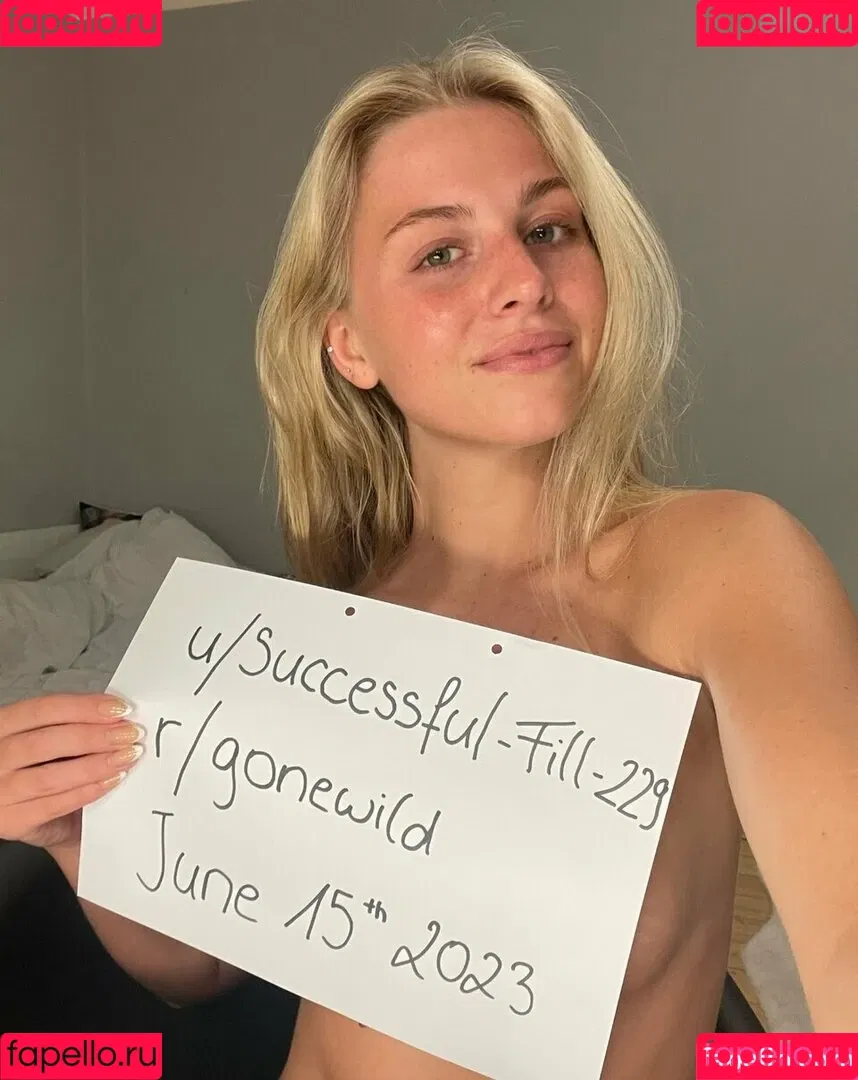 Lleona Bauer Onlyfans Photo Gallery 