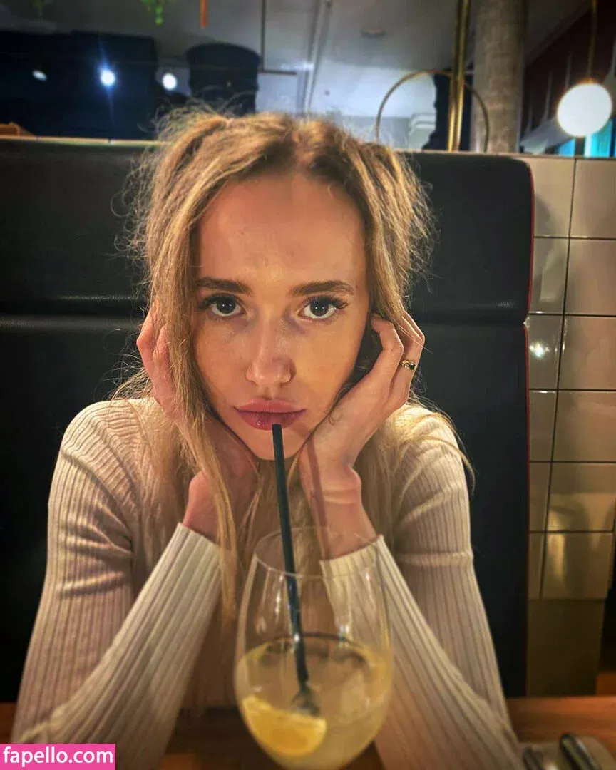 loolooloo_ Onlyfans Photo Gallery 