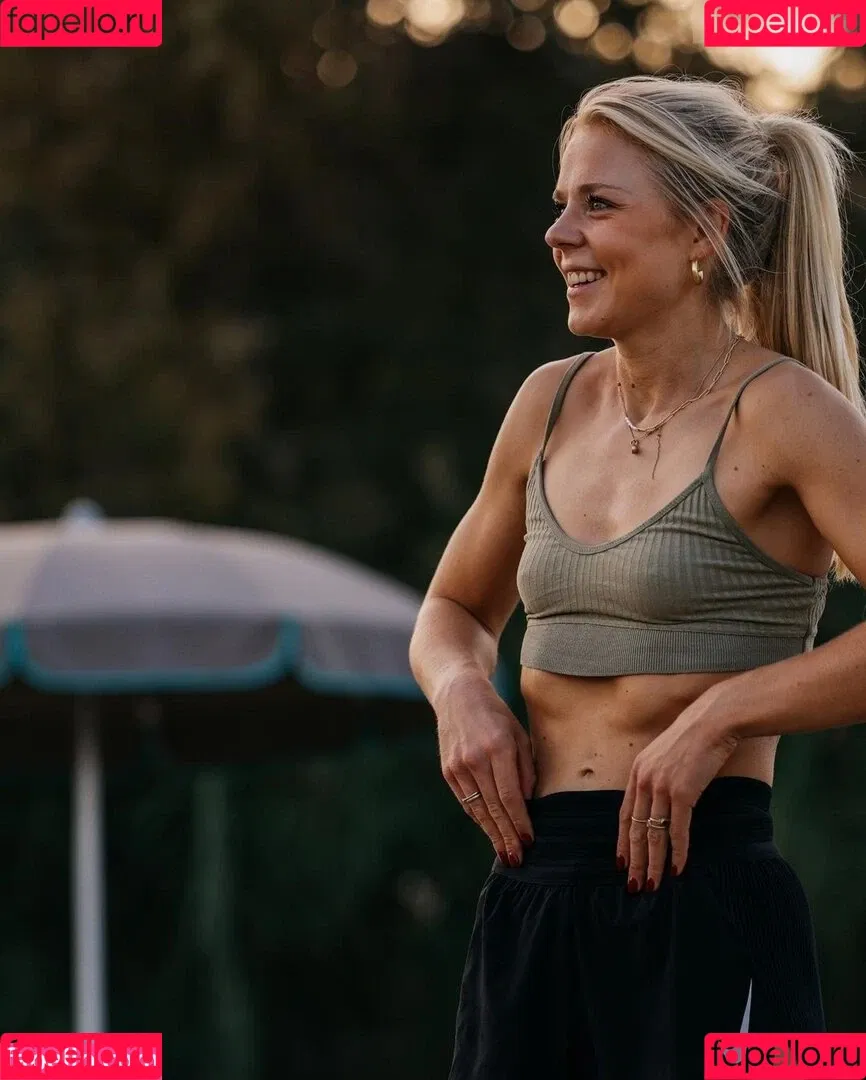 Maren Schiller Onlyfans Photo Gallery 
