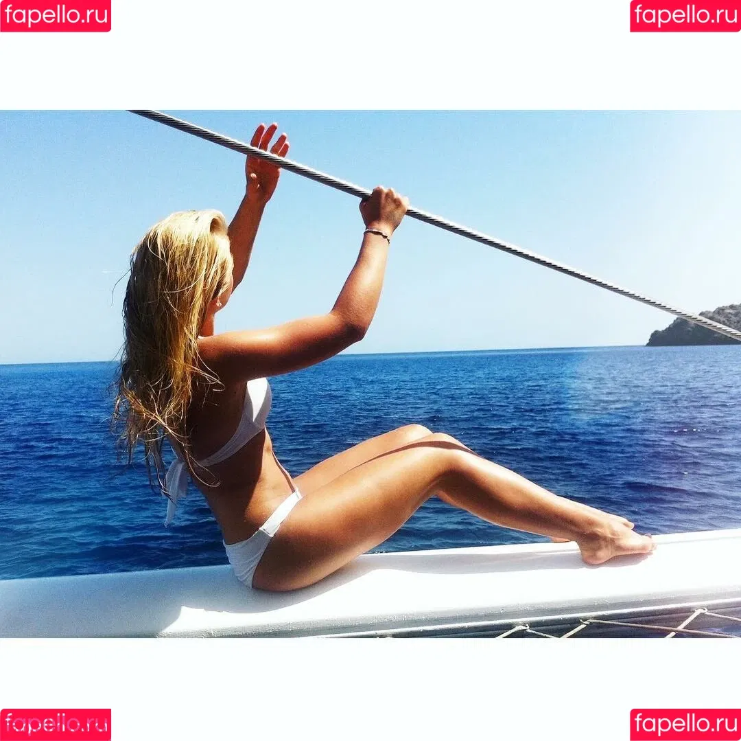Maren Schiller Onlyfans Photo Gallery 