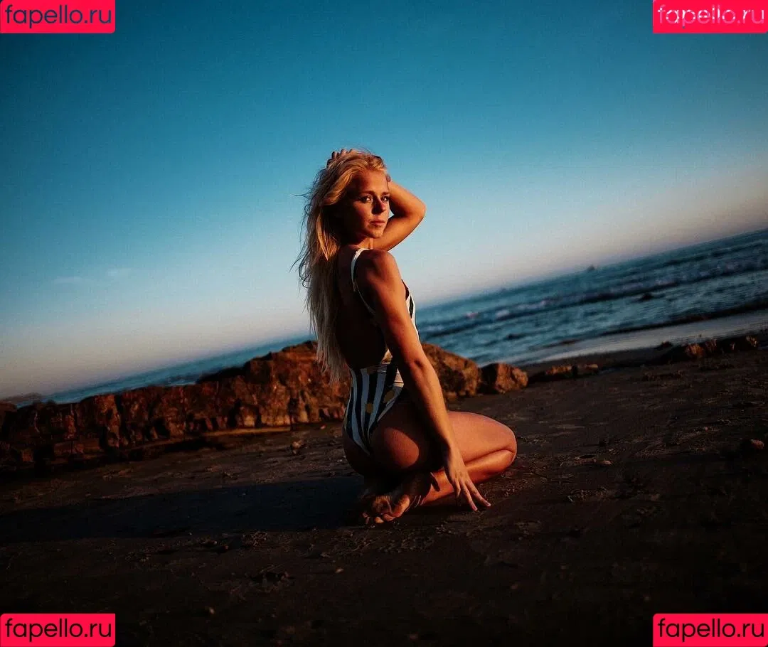 Maren Schiller Onlyfans Photo Gallery 