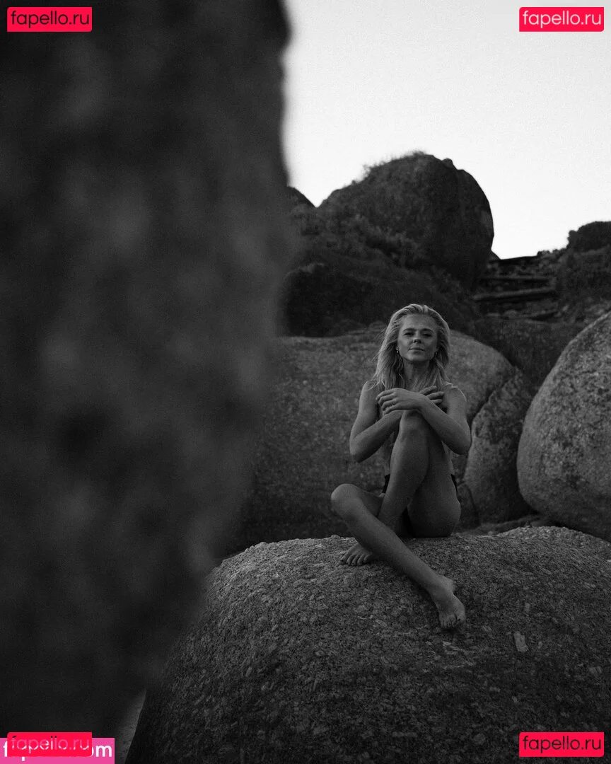 Maren Schiller Nude Onlyfans Photo 40