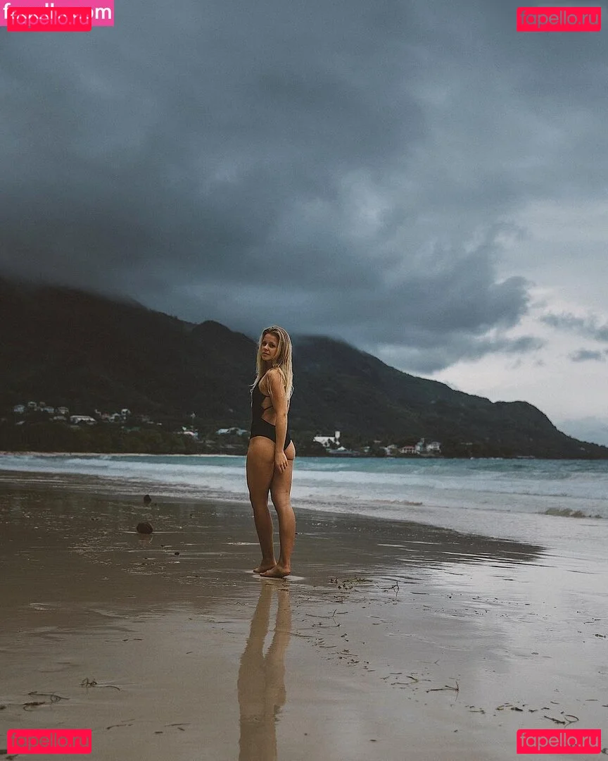 Maren Schiller Nude Onlyfans Photo 28