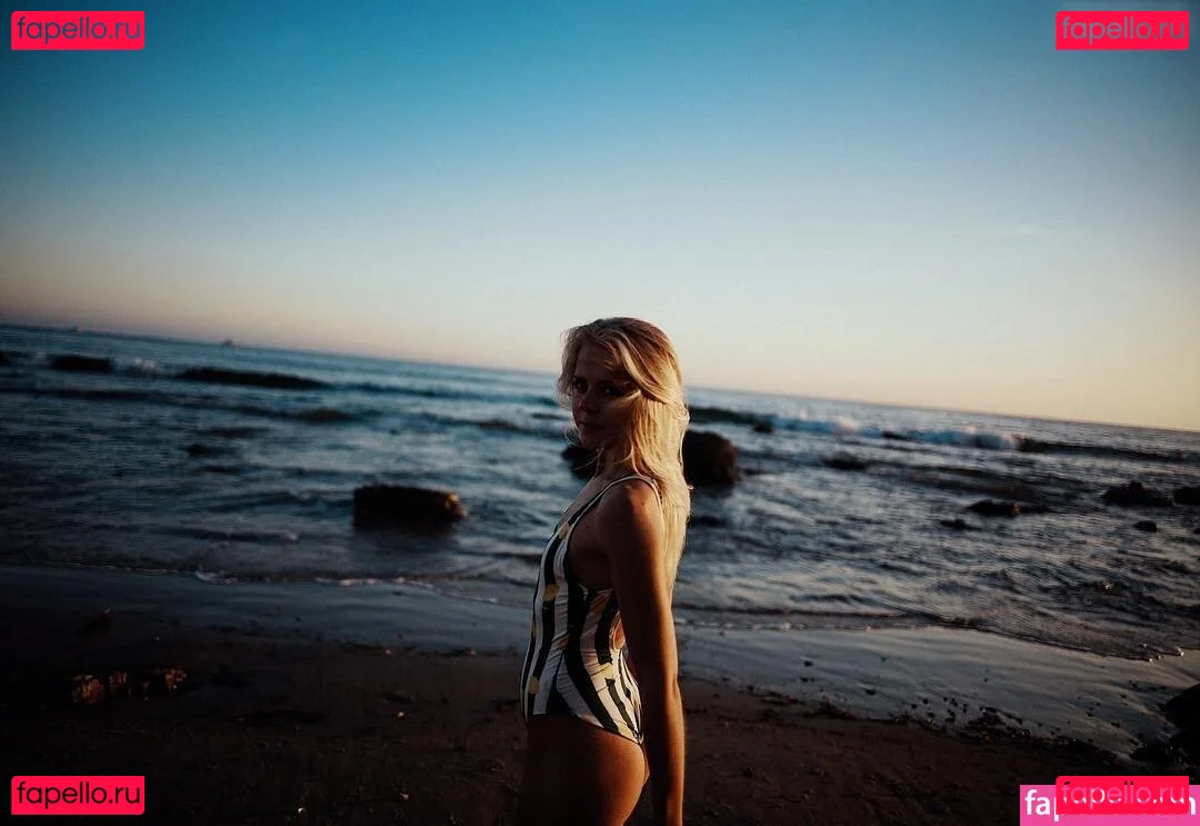 Maren Schiller Nude Onlyfans Photo 27