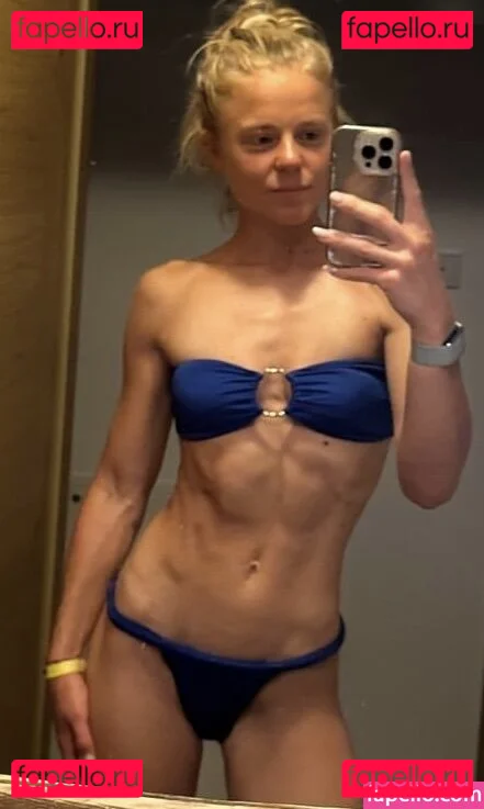 Maren Schiller Nude Onlyfans Photo 23