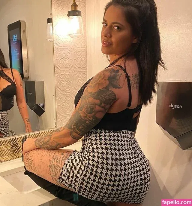 Mikayla Dabash Onlyfans Photo Gallery 