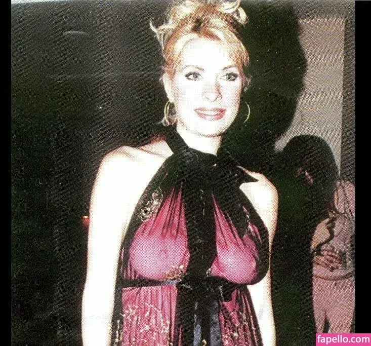 Eleni Menegaki Onlyfans Photo Gallery 