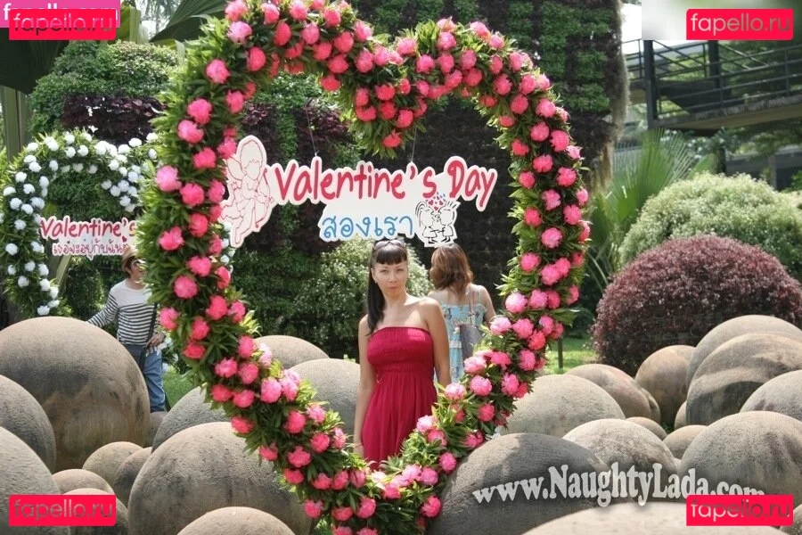 Naughty Lada Onlyfans Photo Gallery 