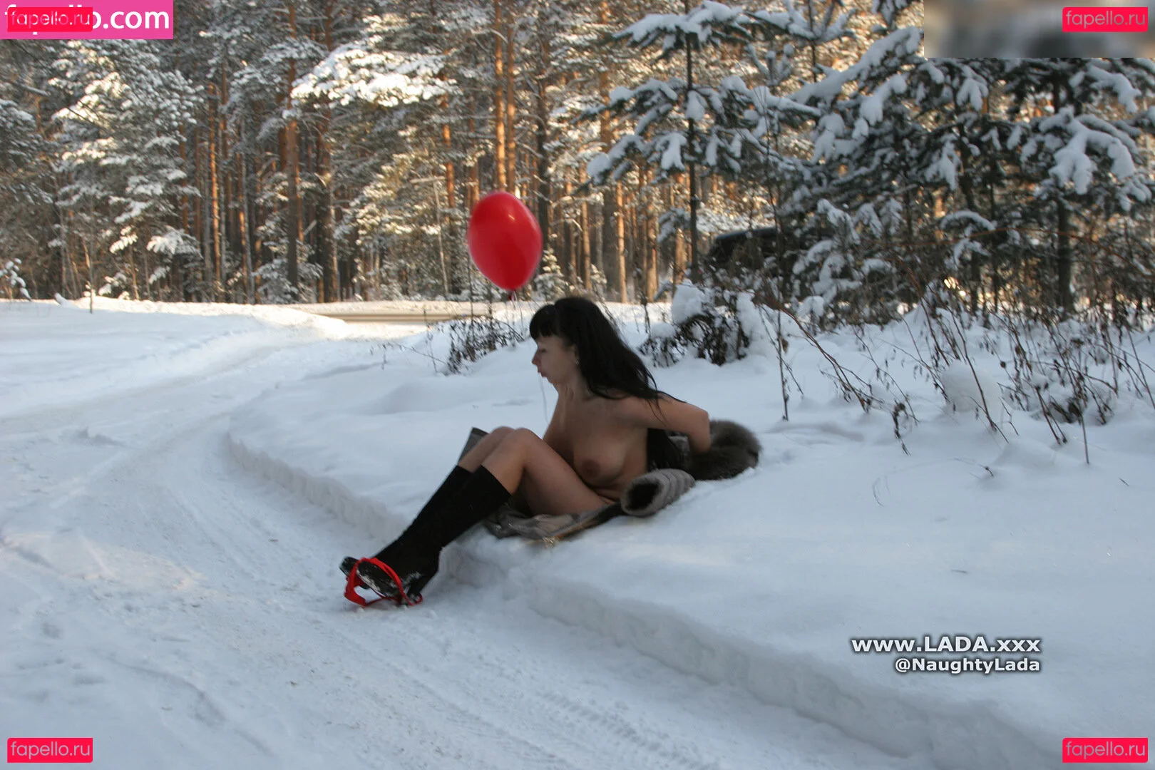 Naughty Lada Onlyfans Photo Gallery 