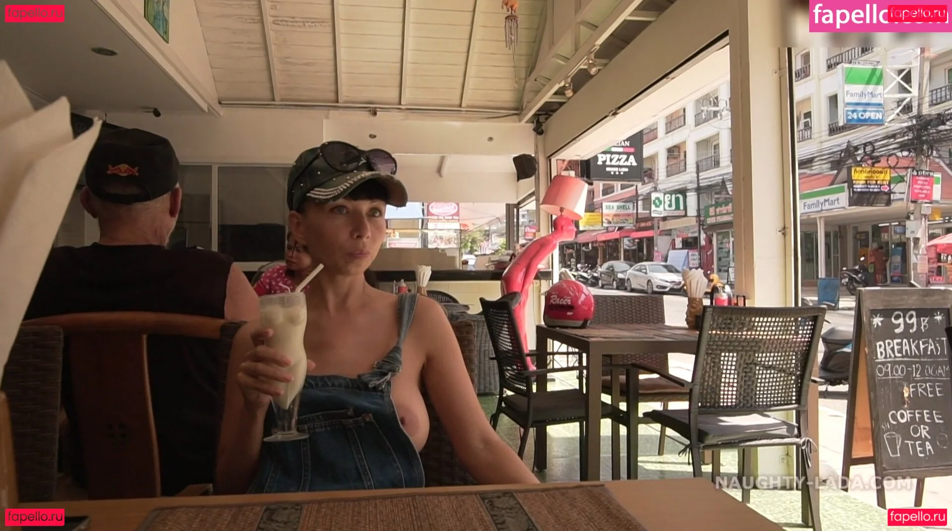 Naughty Lada Onlyfans Photo Gallery 