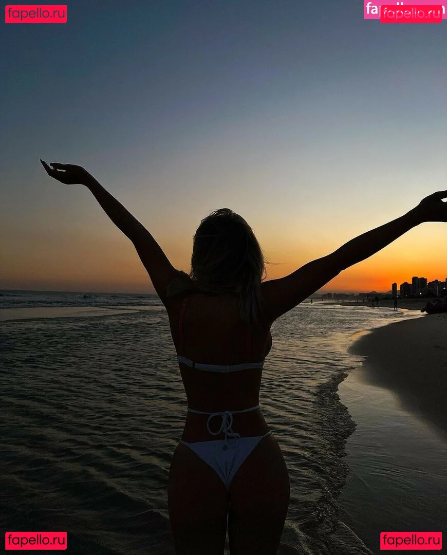 Carol Bresolin Onlyfans Photo Gallery 