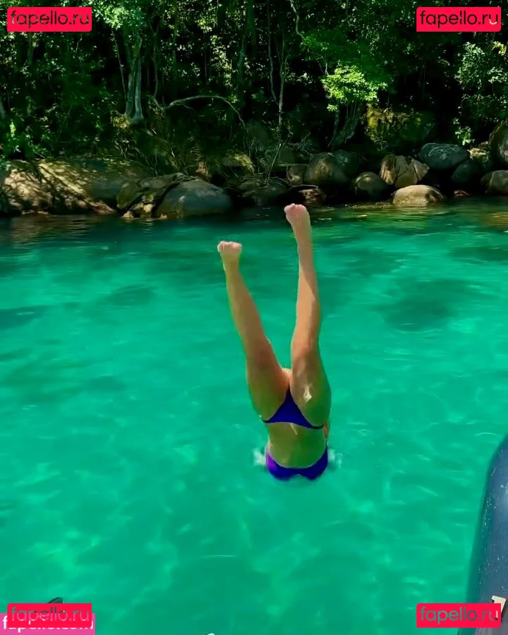 Carol Bresolin Onlyfans Photo Gallery 