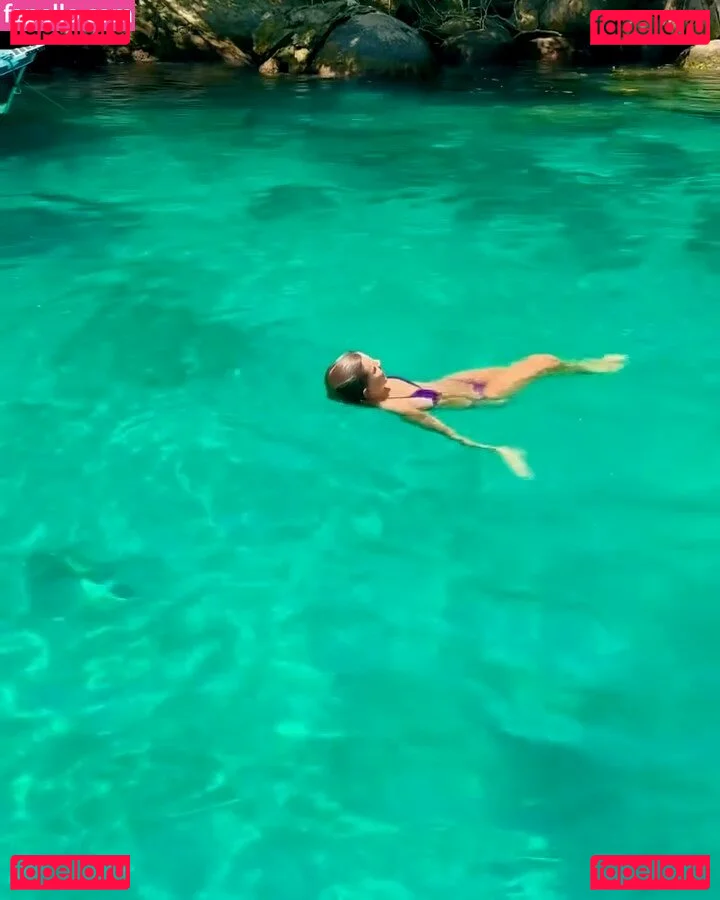 Carol Bresolin Onlyfans Photo Gallery 