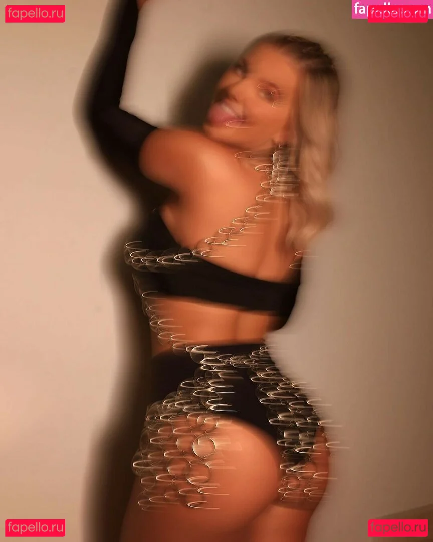 Carol Bresolin Onlyfans Photo Gallery 