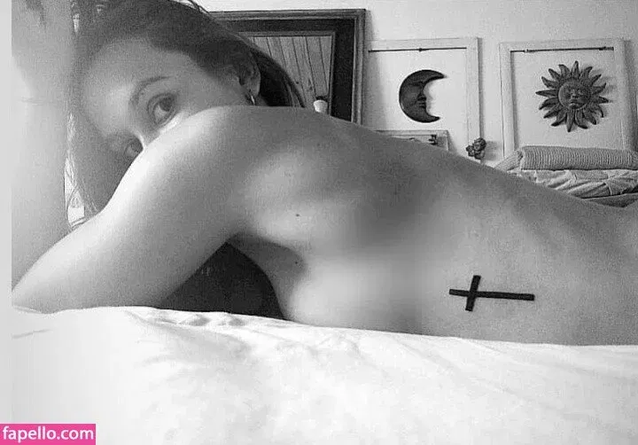 natamia1990 Onlyfans Photo Gallery 