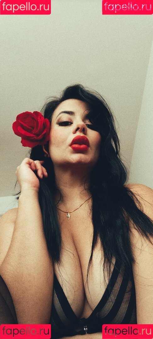 Amaranta Hank Onlyfans Photo Gallery 