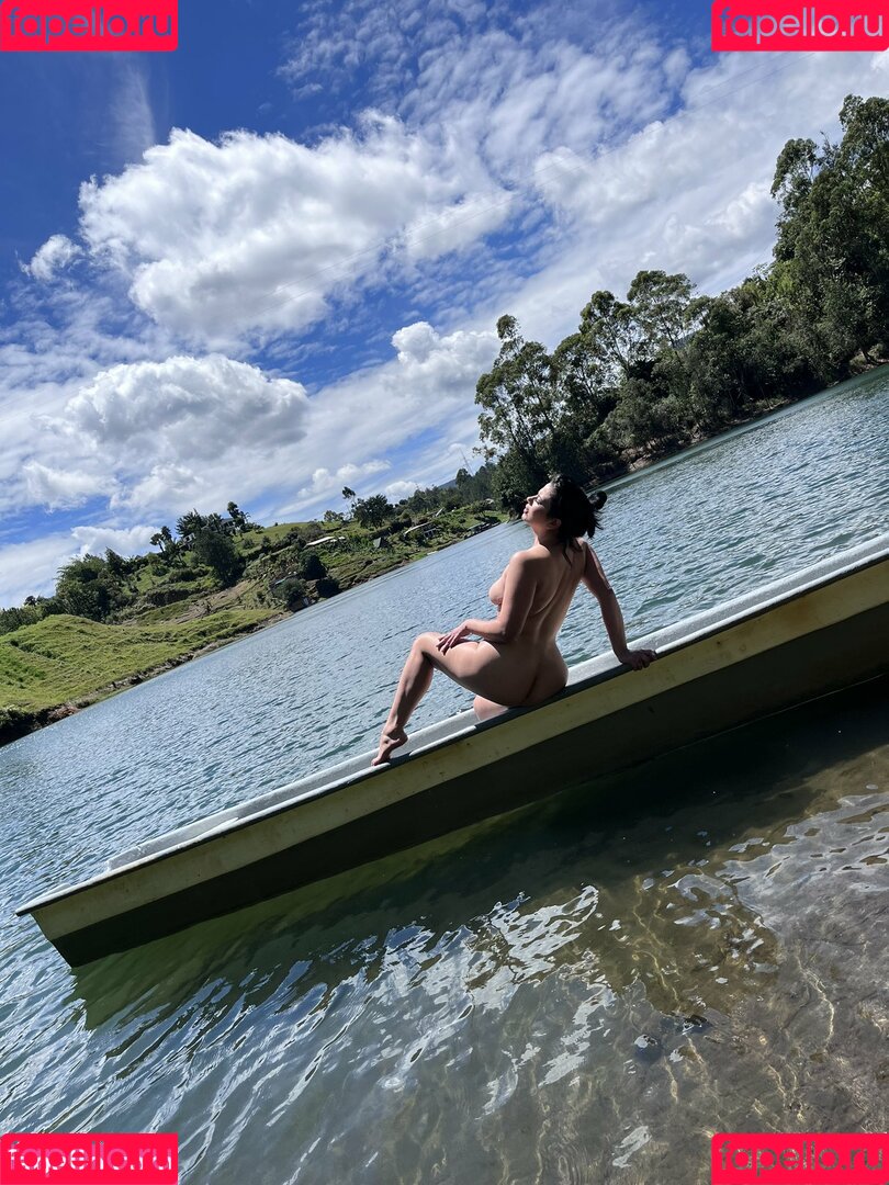 Amaranta Hank Onlyfans Photo Gallery 