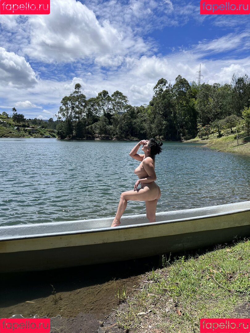 Amaranta Hank Onlyfans Photo Gallery 