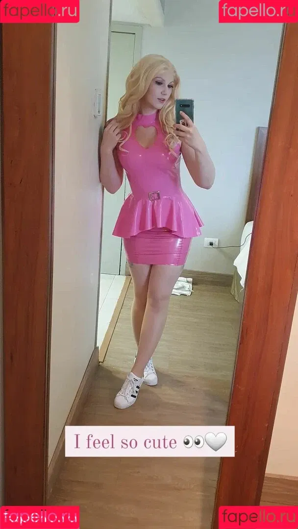Nana Kuronoma Onlyfans Photo Gallery 
