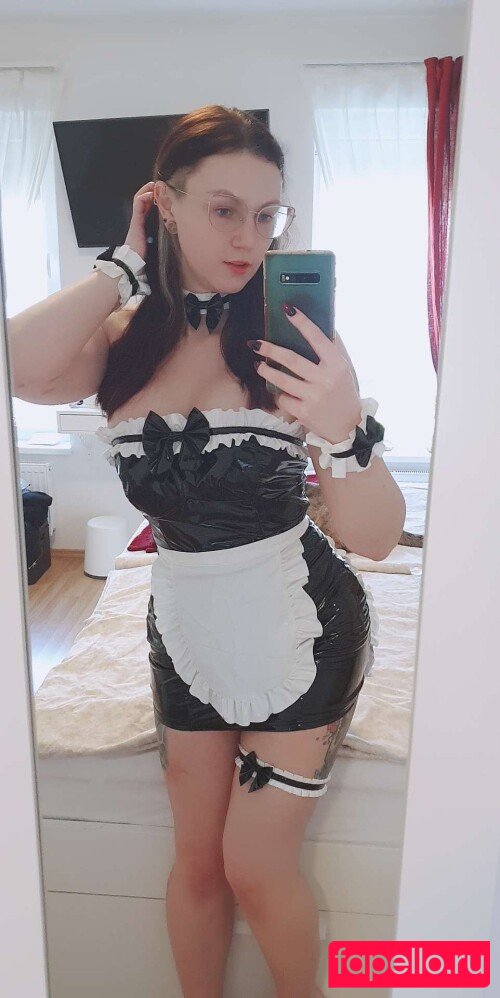 Nana Kuronoma Nude Onlyfans Photo 18