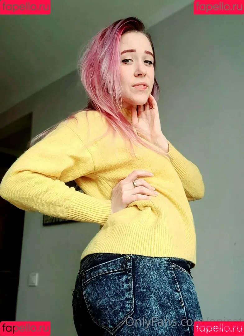 enicat Onlyfans Photo Gallery 