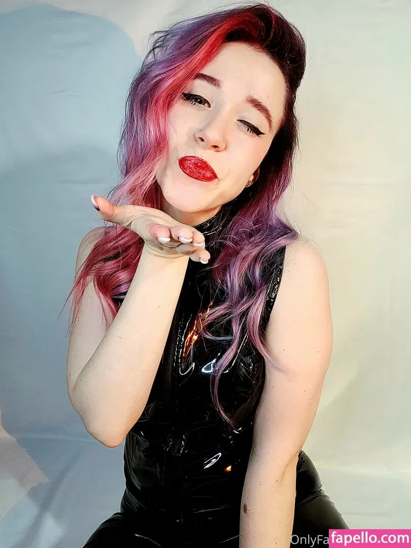 enicat Onlyfans Photo Gallery 