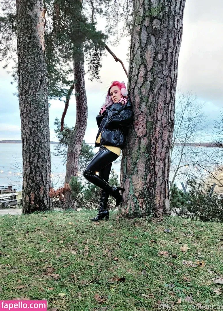 enicat Onlyfans Photo Gallery 