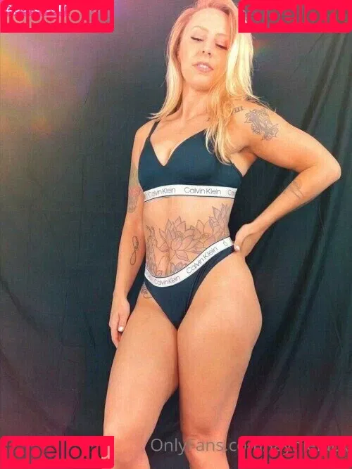 AEW Laynie Luck Onlyfans Photo Gallery 